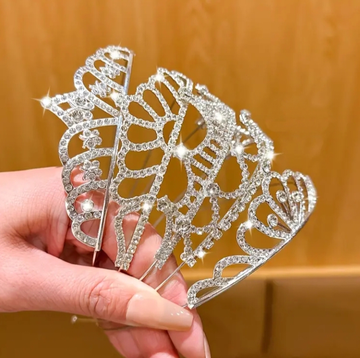 Princess Crown Headbands for Girls - Perfect for Birthdays, Weddings & Parties, Handcrafted Alloy Rhinestone with Unique Design of Birds Pattern Inlaid with Bright Diamonds Hair Accessories