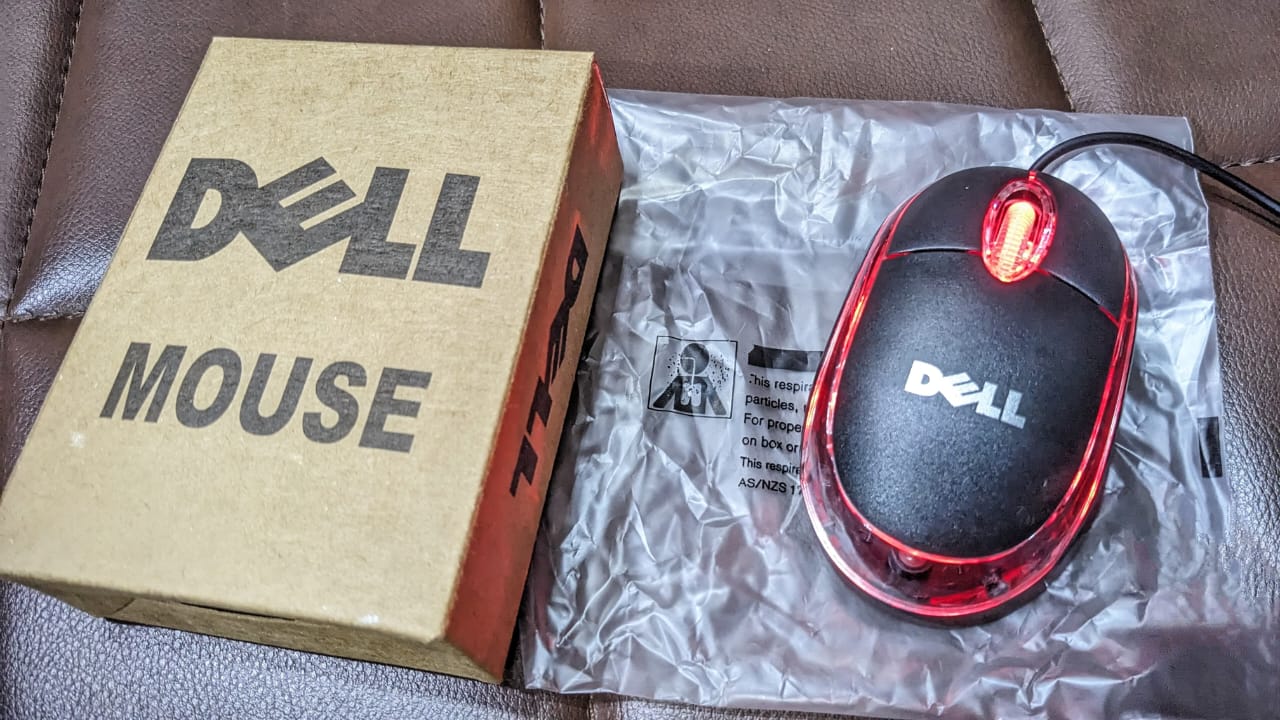 USB Wired Optical Mouse with Red Light – Smooth Cursor Control – Plug & Play Computer Mouse for Laptop & PC