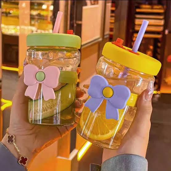 Flower Tea Glass Cup with Straw
