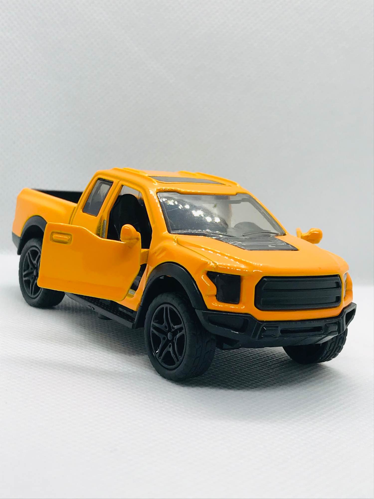 Dala car metal open door and boot diecast metal friction power for kids
