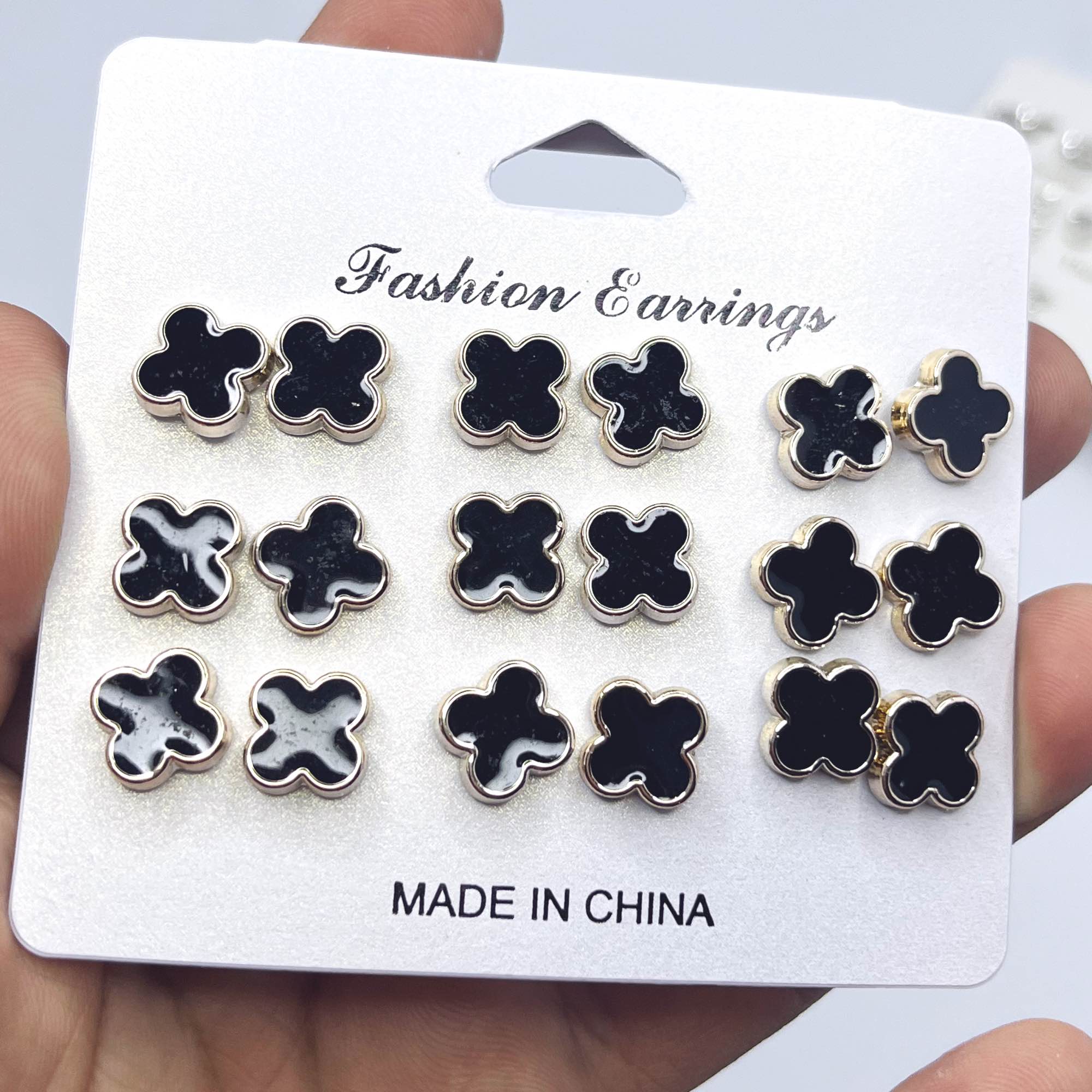 1 pair Earrings Tops Fashion Women trendy stylish girls Earring for Girls Best For Gift jewellery Earrings Set | Desi Traditional Ethnic Jewelry for Women & Girls Elegant Earrings Suitable for formal and festive occasions.