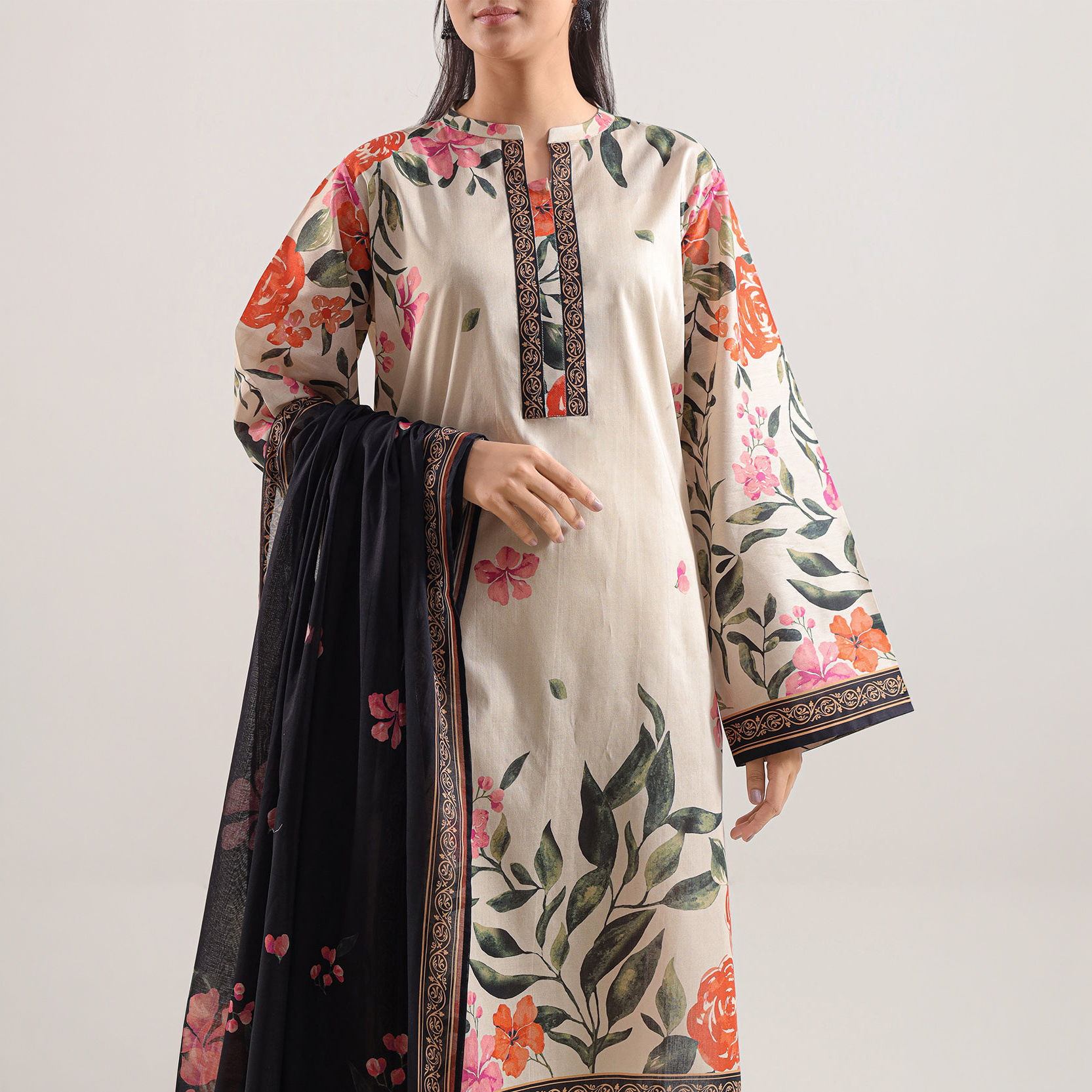 Saya unstitched-printed-lawn-3-piece-wuns-6356