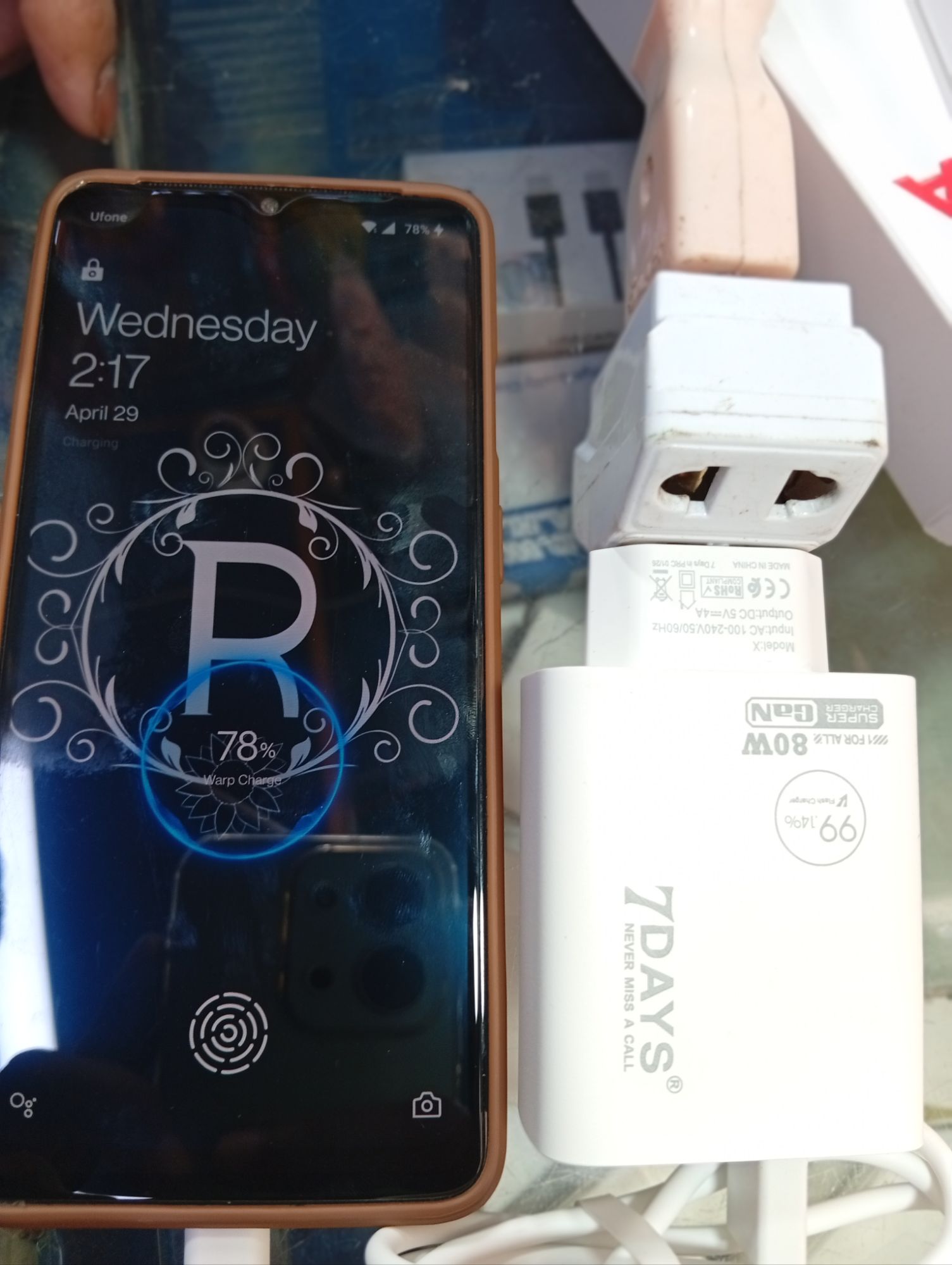 7Days 80W Model:X Super Fast Charger with VOOC Turbo Flash Charge technology.
