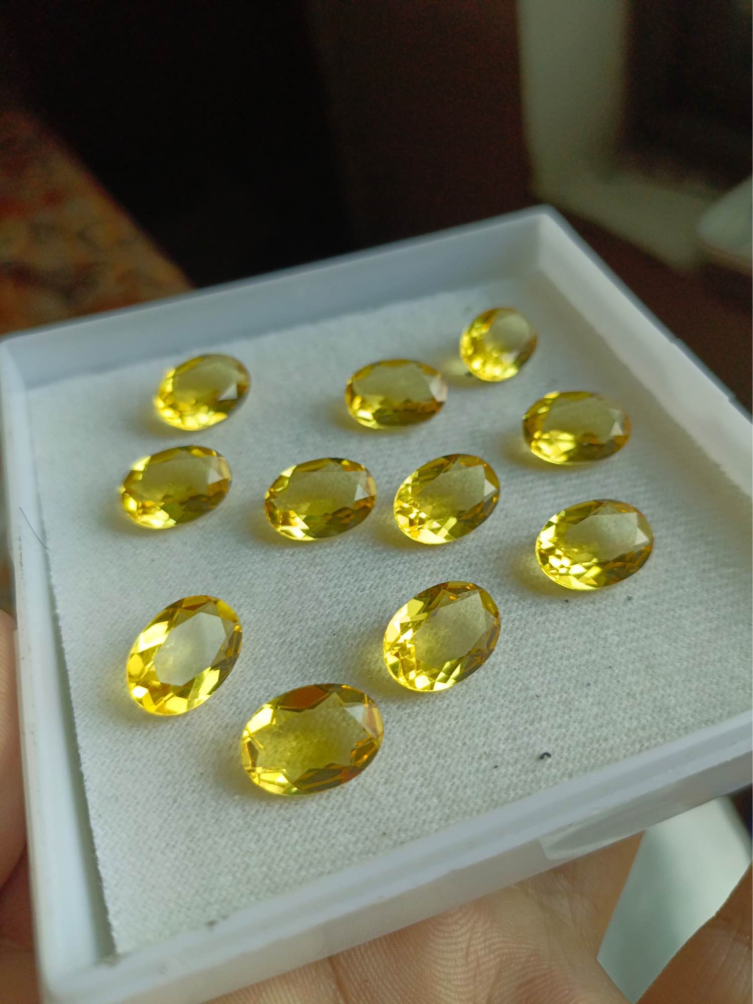 Blue Topaz Stone  / BLUE TOPAZ GEMSTONE / Beautifull Stone.