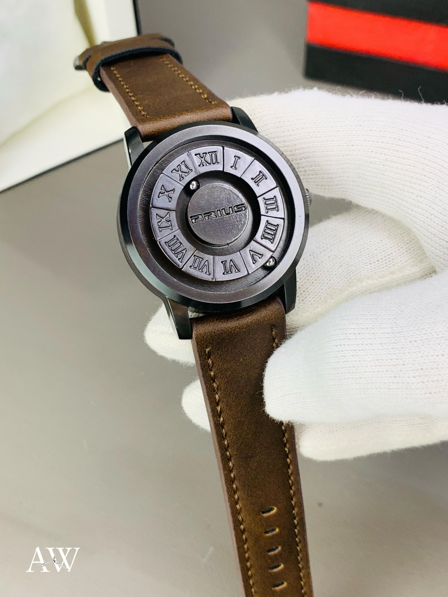 Trend Concept Magnetic Ball Watch Floating Pointer Mirror-less Dial Quartz Analog Watch for Boys/Men Roman Numeral Dial Waterproof Watch Leather Strap
