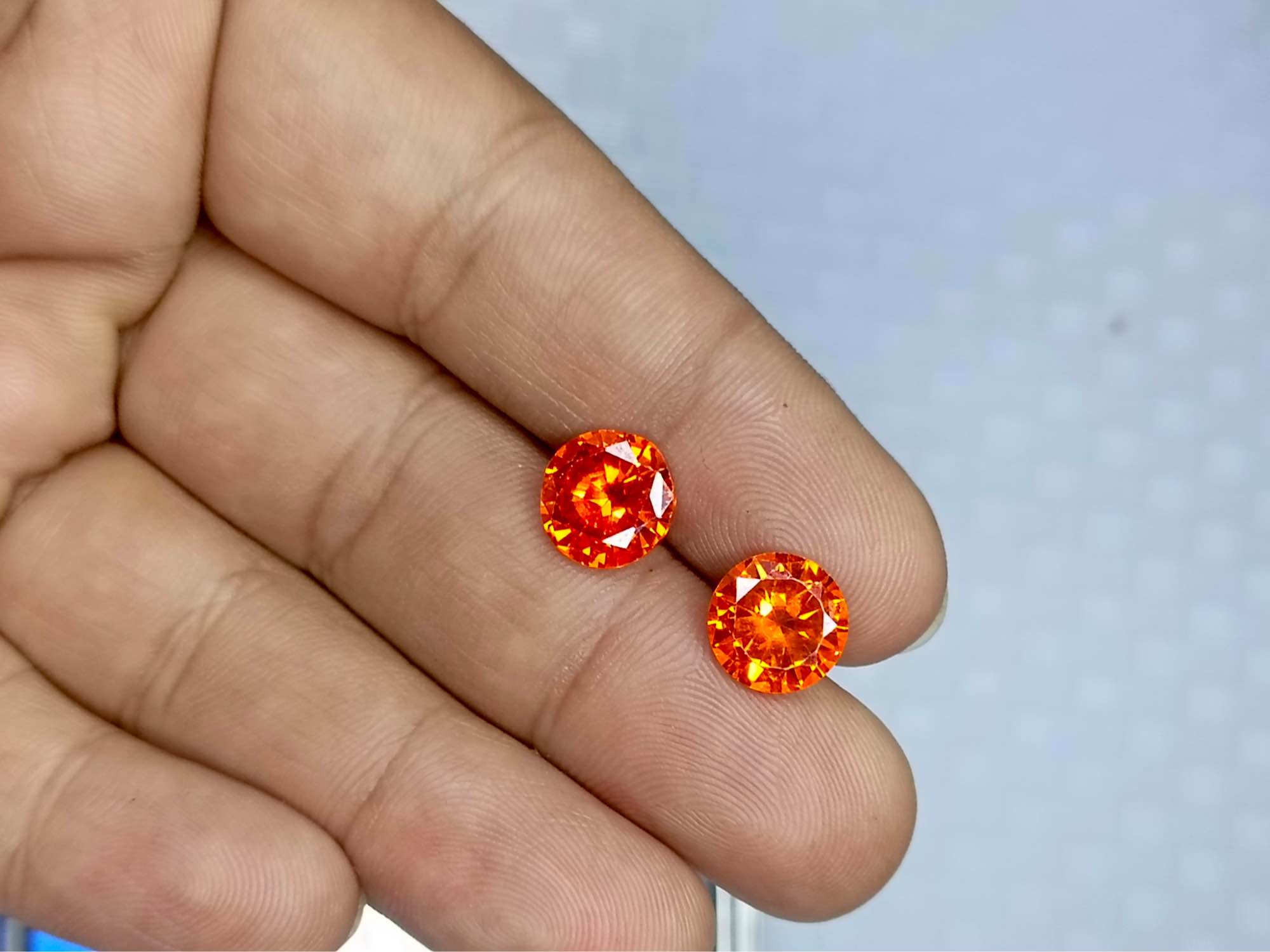 Premium Quality Multicolor Zircone stone Premium Quality Zircone Stone  Machine Cut Diamond Shape/High Quality/Stone/Gemstone/Zircone Stone/Zircone Gemstone.