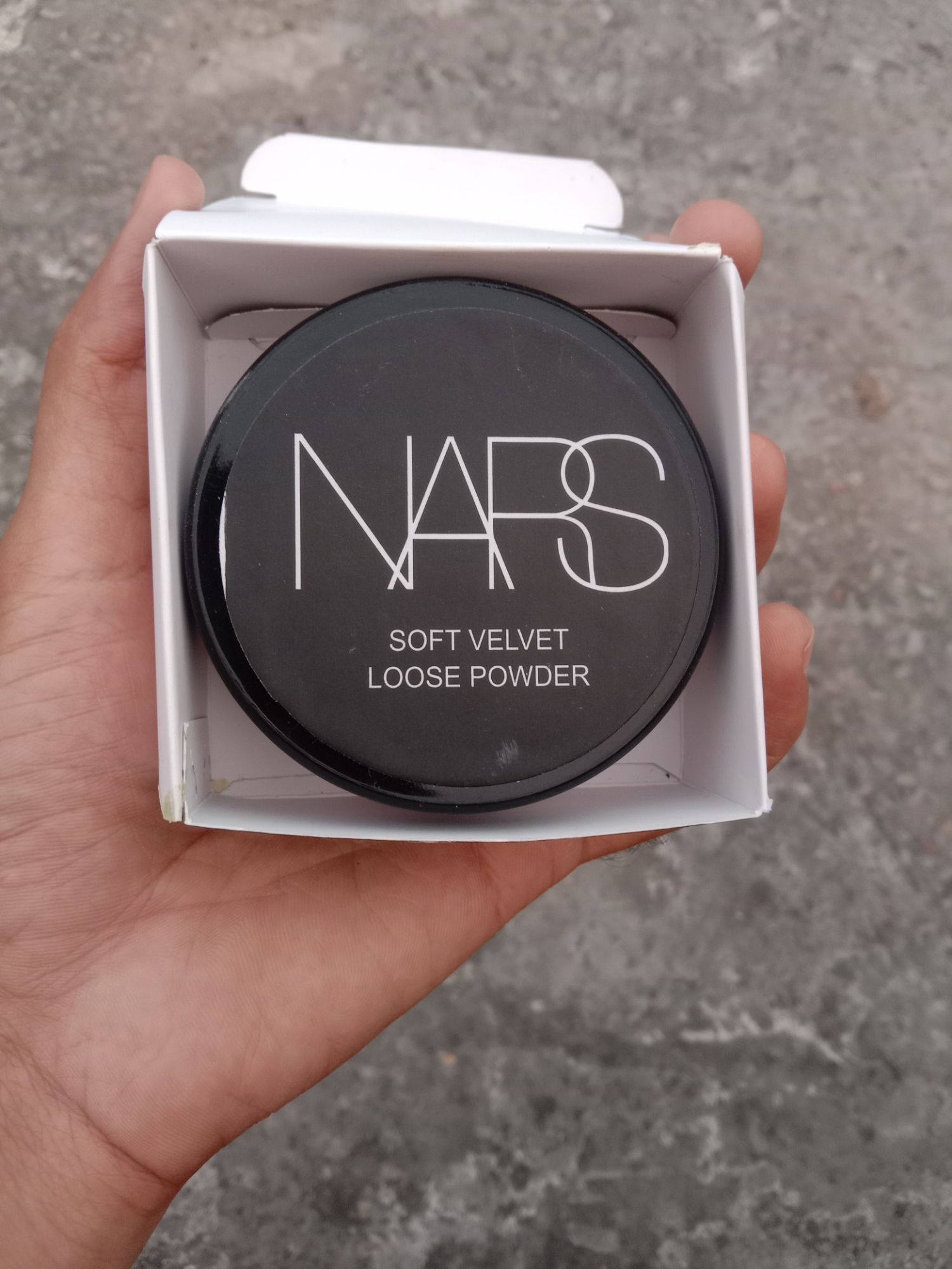 SOFT VELVET LOOSE POWDER