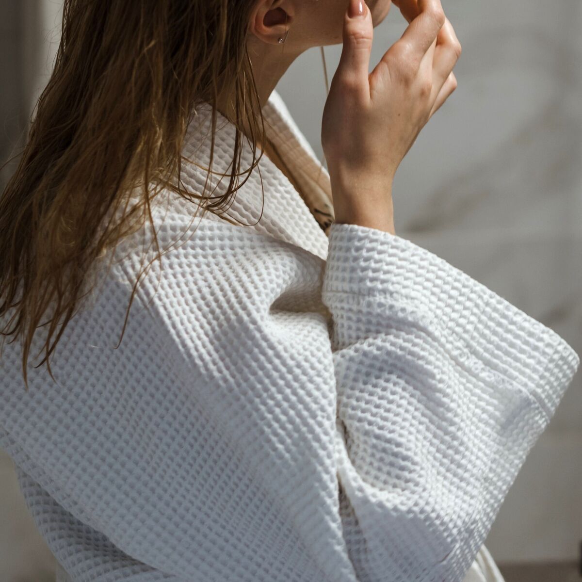 Premium Cotton Waffle Bathrobe - Lightweight Shawl Collar Design