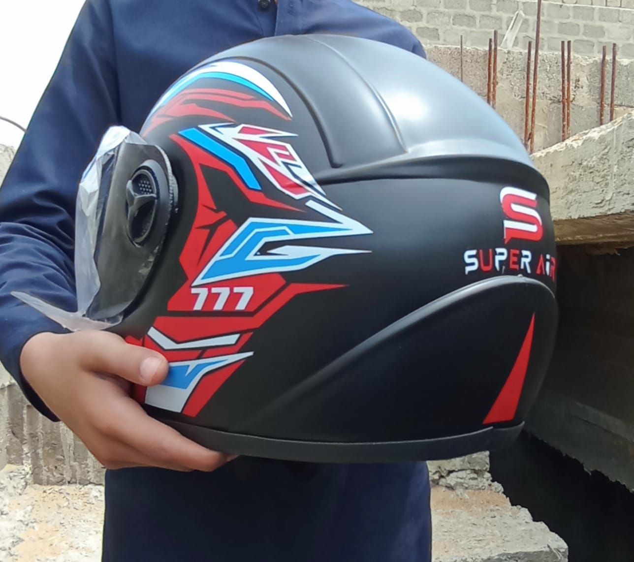 Super Air Full Face Helmet For Bike Safety Elegant Look