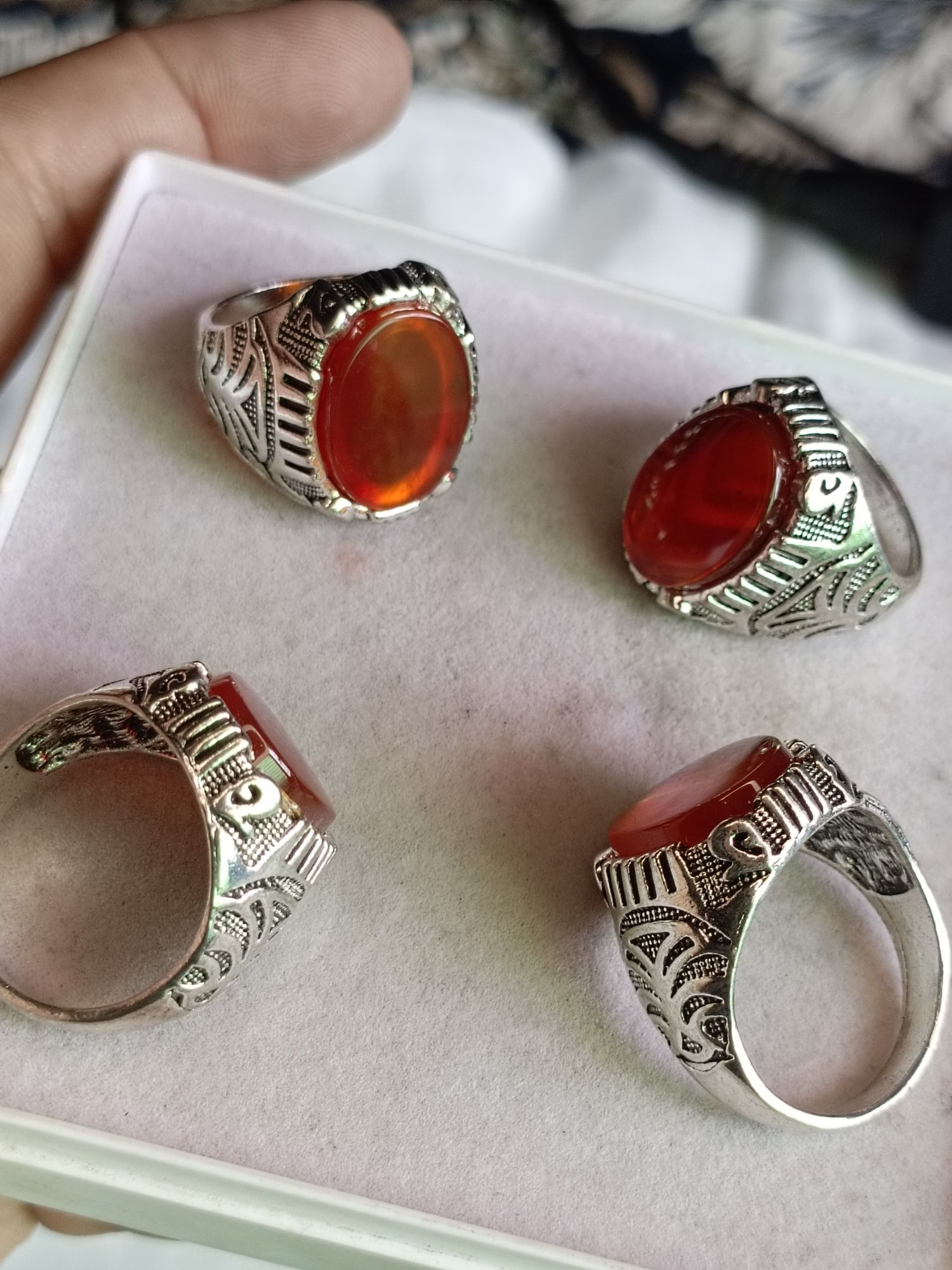 Big Size Ymami Haqeeq Ring different Colours Haqeeq italian rings Big stone ring 100% Orignal Aqeeq/Akik/agate/nag/stone/Gemstone/Haqeeq/yamni Haqeeq Stone/yamni Haqeeq gemstone/aqeeq stone/yamni aqeeq gemstone.