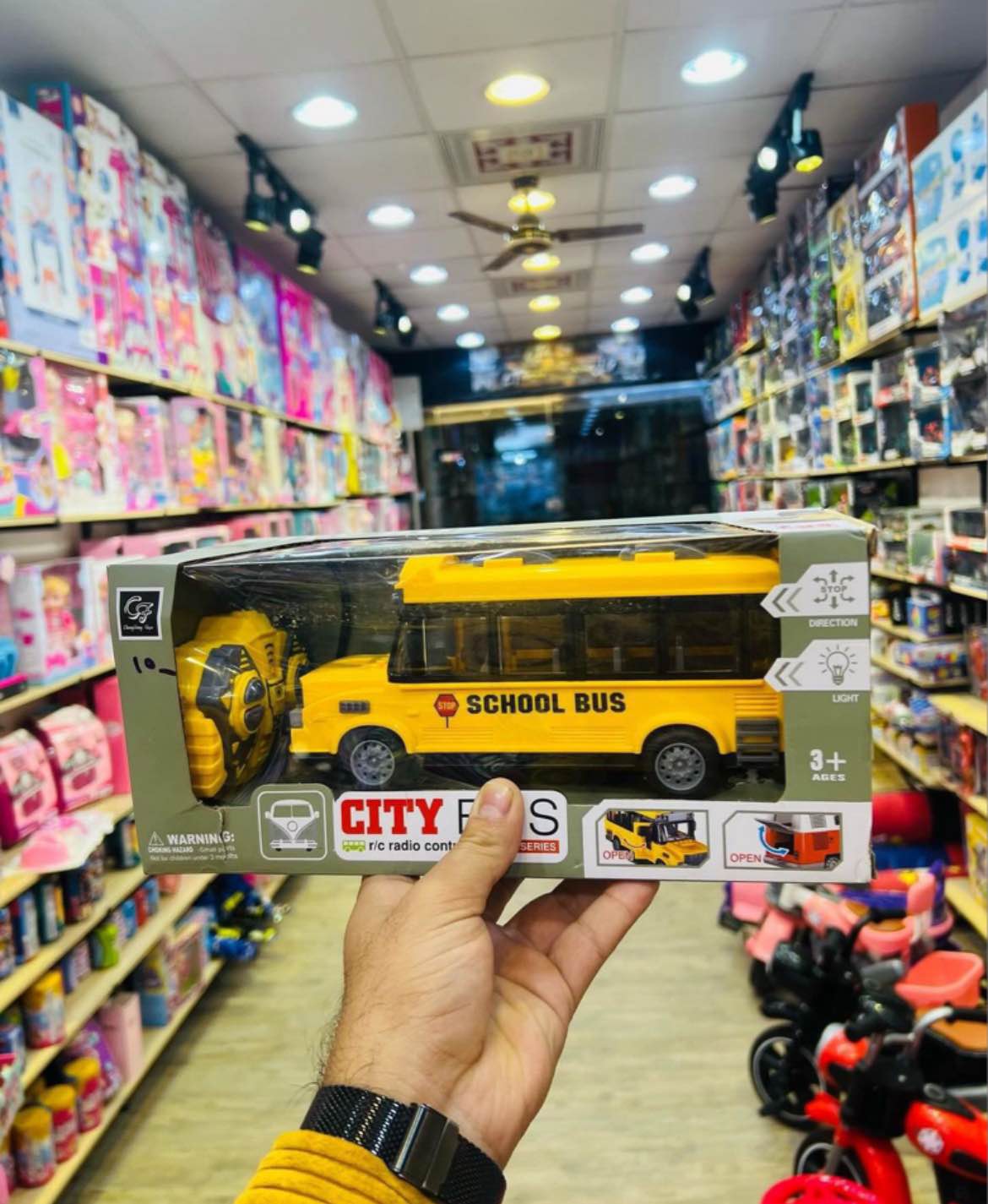 New Remote Control Rechargeable Vehicles - Different Designs, Stunt and Themed Cars - A Comprehensive Range of Advanced Rechargeable Models