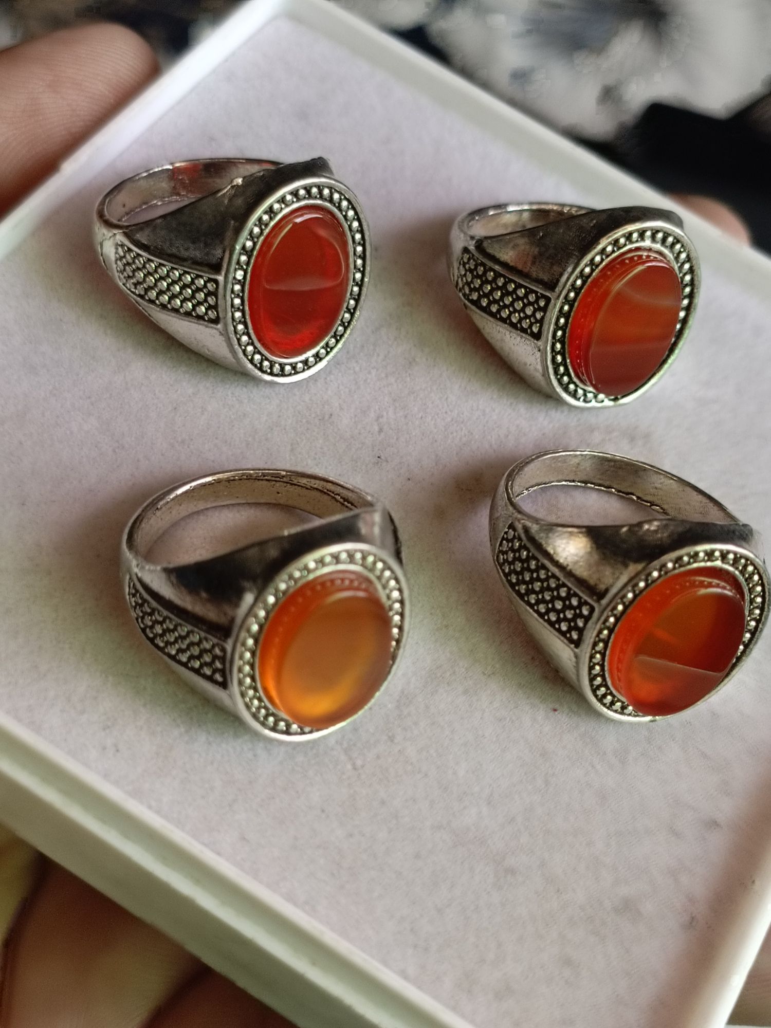 Big Size Ymami Haqeeq Ring different Colours Haqeeq italian rings Big stone ring 100% Orignal Aqeeq/Akik/agate/nag/stone/Gemstone/Haqeeq/yamni Haqeeq Stone/yamni Haqeeq gemstone/aqeeq stone/yamni aqeeq gemstone.