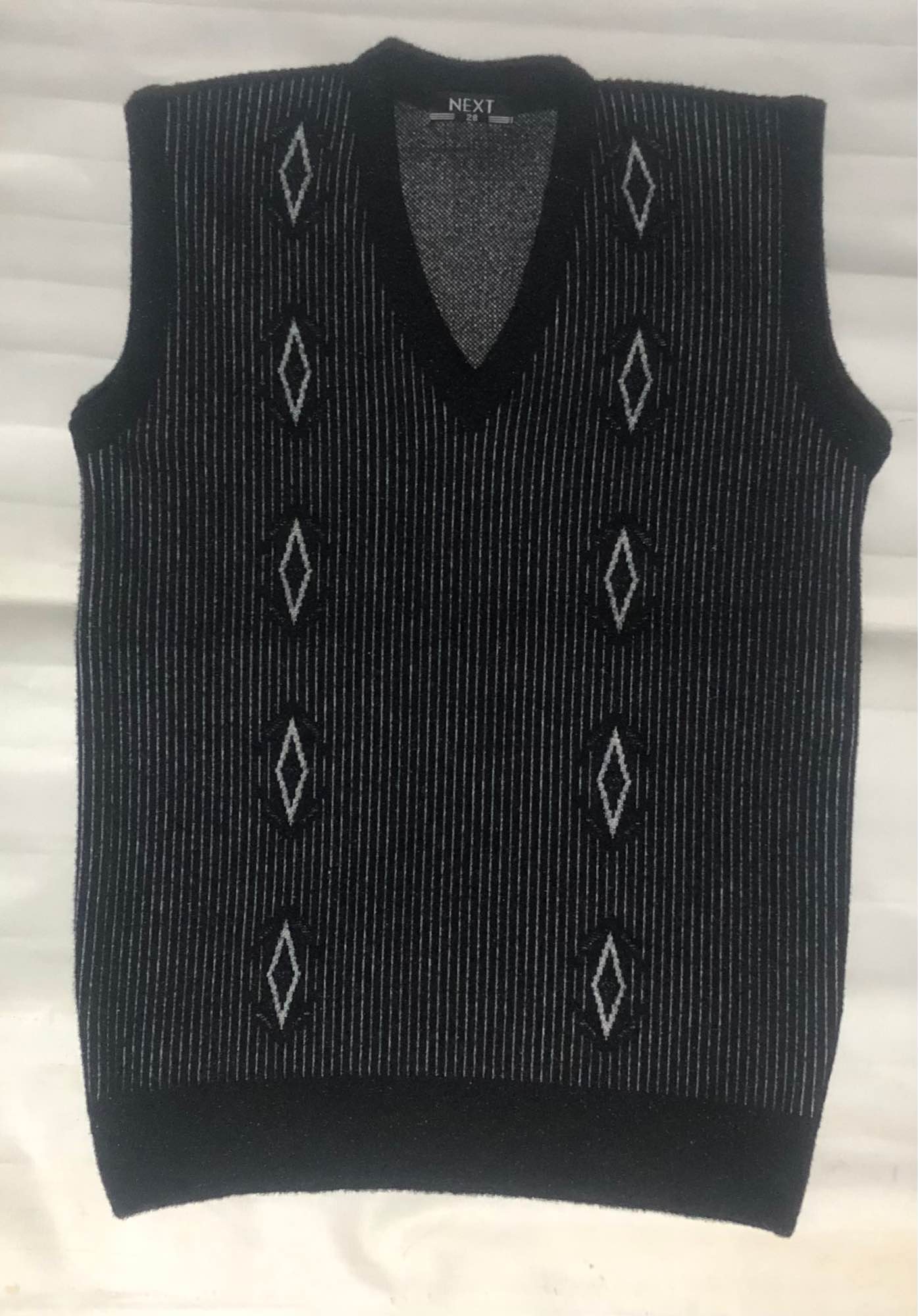 Sleeveless Sweaters for men super soft Wool