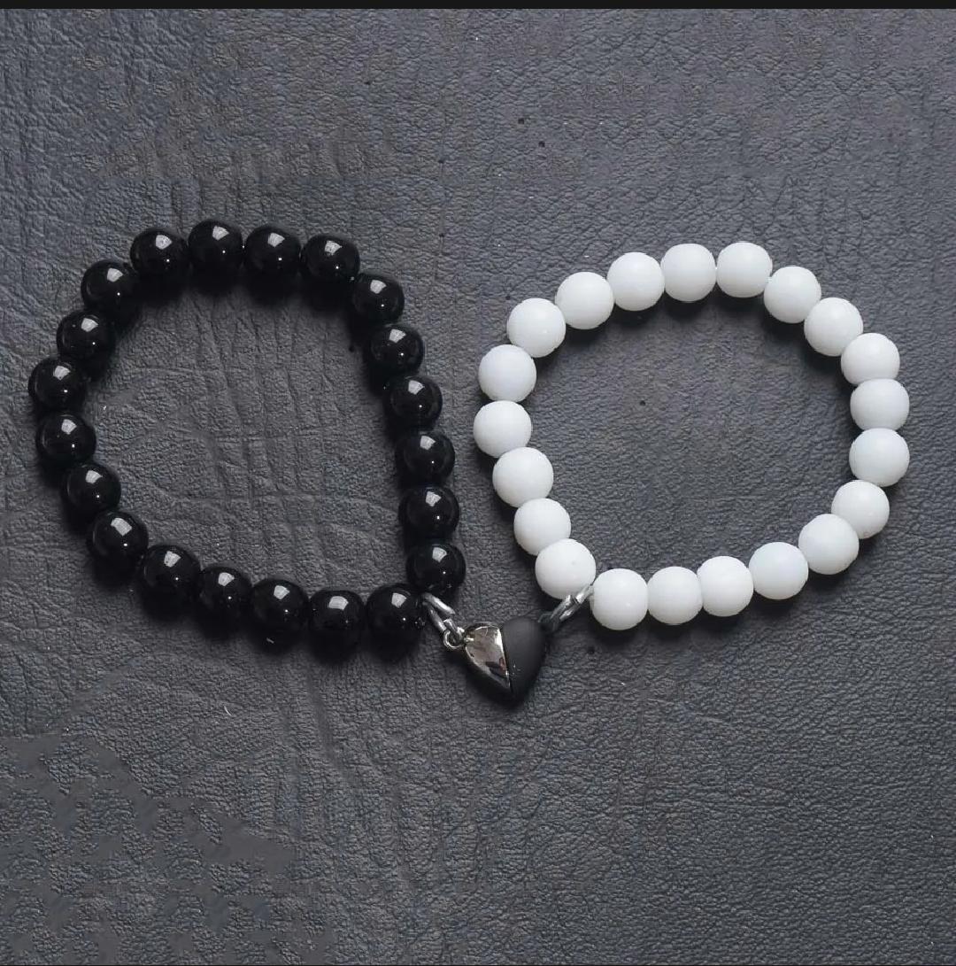 Black and white Magnetic Heart Couple Bracelet Set