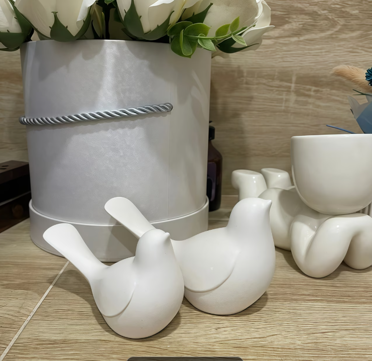 Decorative Bird Figurines | Modern Minimalist Bird Ornaments | Home & Office Desk Decor | Tabletop Shelf Living Room Decoration | Black & White Bird
