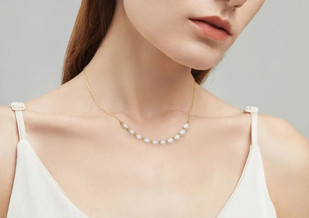 Gold and White Beads Chain Necklaces for Women Fine Jewelry