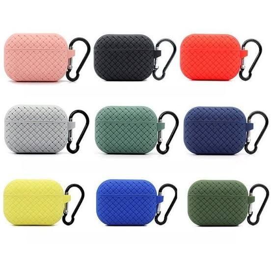 Pro 2 Earbuds Pattern Case Cover | Woven Chitai Texture Protective Case for Earbuds Charging Case | Soft TPU Shockproof Anti-Scratch Dustproof Protector Skin|Stylish Premium Design Cover|Compatible with Pro 2 Earbuds|Exclusively Available at Tech Gears PK