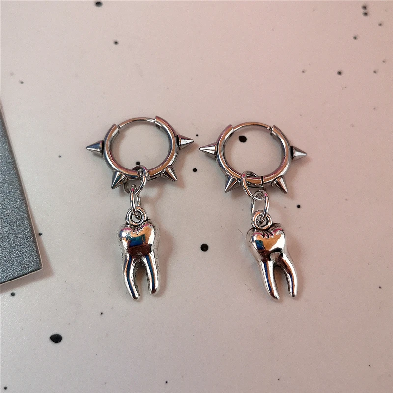 Y2K Punk Safety Pin Tooth Star Heart Spiral Charm Hoop Earrings Set Silver Tone Earrings for Women E-girl Grunge Aesthetic