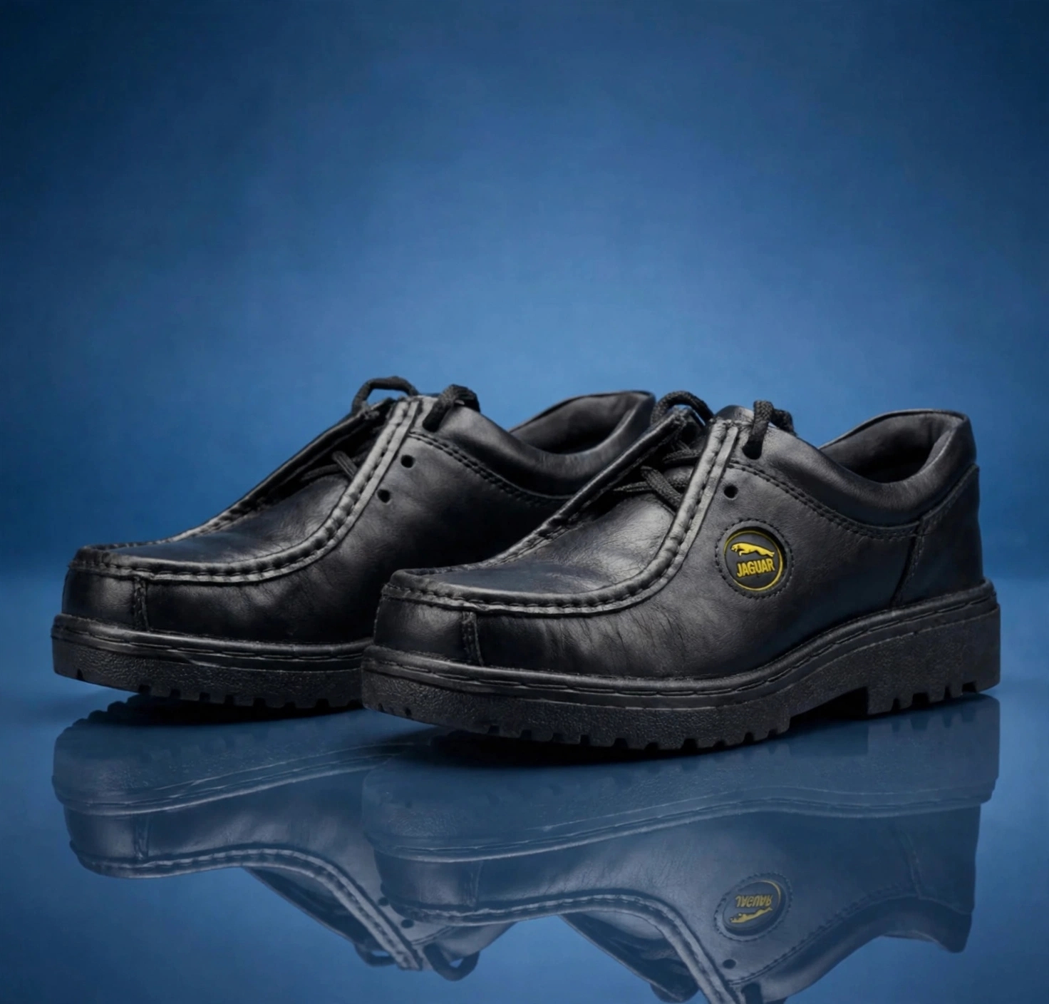 JAGUAR SAFETY SHOES WITH STEEL TOE AND STEEL PLATED SOLE SLIP RESISTANCE
