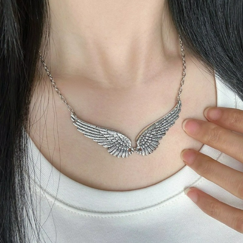 Y2K Angel Wing Feather Choker Necklace Silver Statement Angel Wing Pendant Chain Jewelry for Women Wedding Party Tribal 