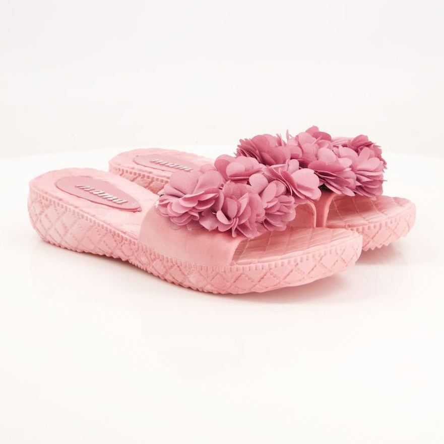 European Casual Summer Slides and Flip Flops Women Rubber House Slippers for Bathroom