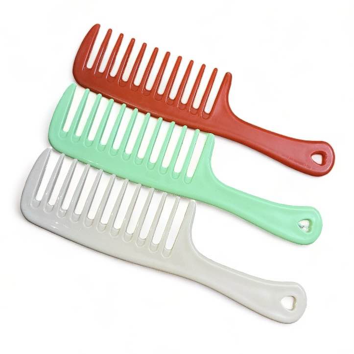 Hair Comb Afro Wide Tooth Comb For Detangling and Styling Plastic Comb For Men and Women Home and Salon