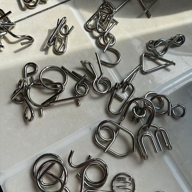 Metal Puzzle Mind Brain Teaser Magic Wire Rings Puzzles Game Disentanglement Iron Link Unlock IQ Test For Kids Educational Toys