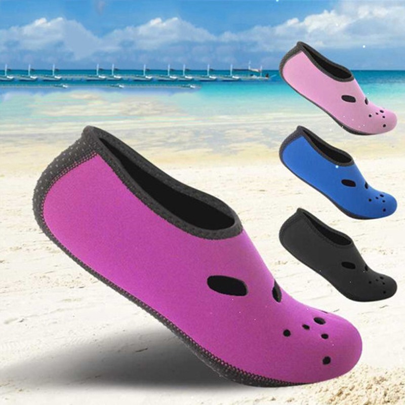1Pair Adult Neoprene Diving Socks Anti Slip Water Sports Socks Soft Beach Footwear for Swimming Surfing Diving for Women and Men