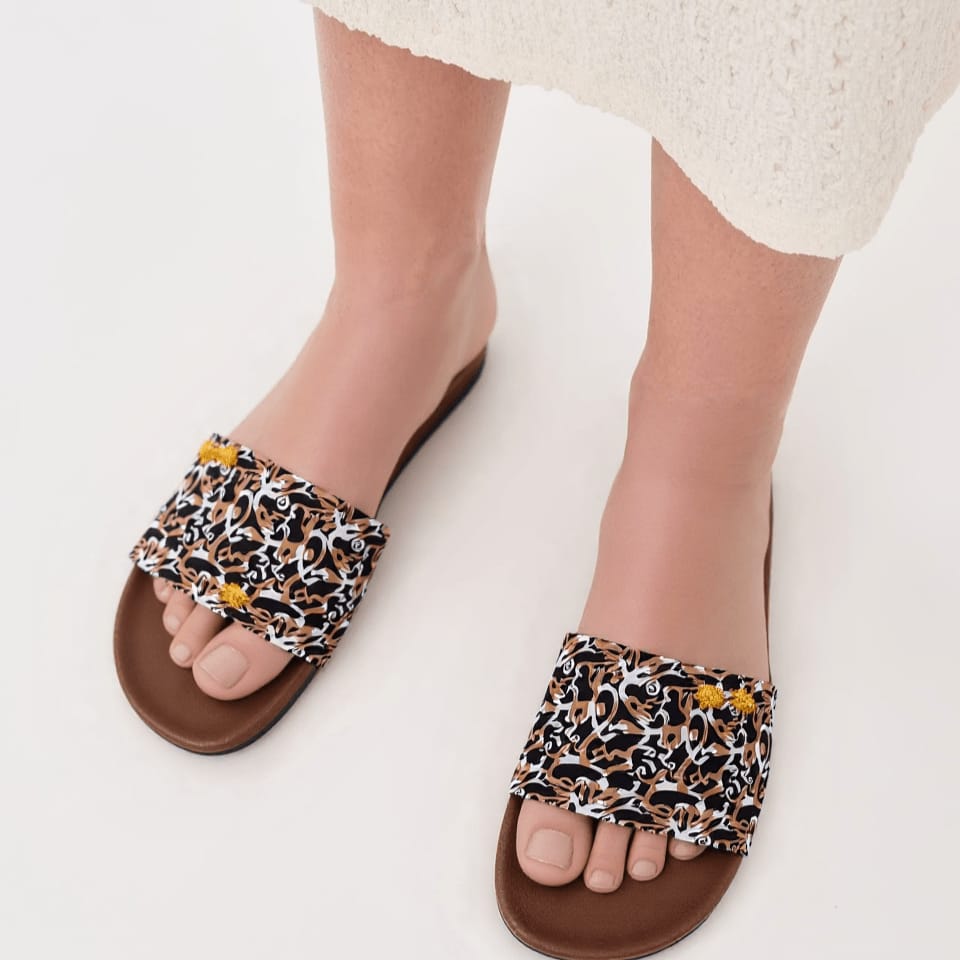 Women Elegant Flat House Slipper | Soft Comfort Footbed Printed Chappal for Ladies & Girls | All-Day Wear Non-Slip Indoor Outdoor Casual Home Slides | Washable Room Sandals