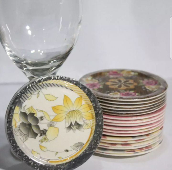 Pack-of-6-random-design-melamine-plastic-mugs-or-cups-cover-glass-cup-lid-drinkguards