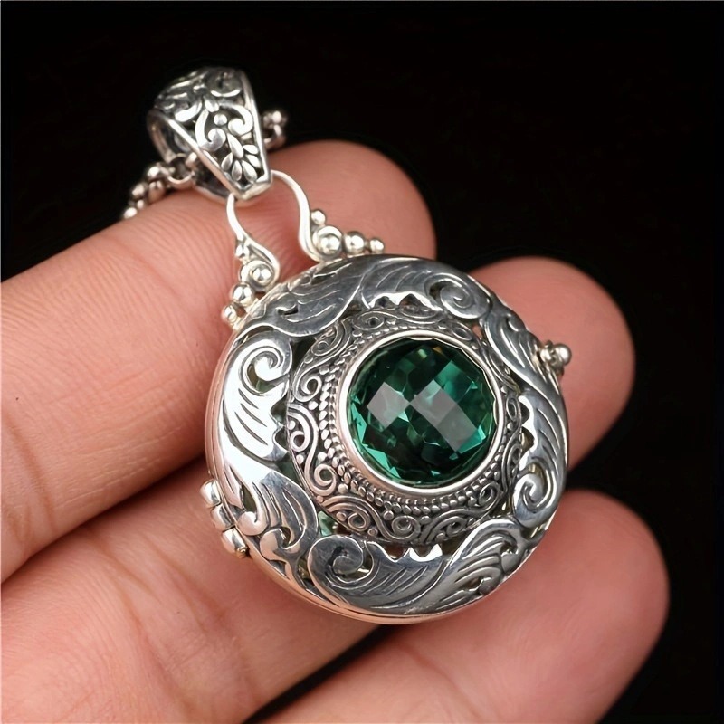 Vintage Silver Color Wave Pattern Locket Paired with Green Zircon Necklace, Women's Banquet Party Jewelry Accessories 