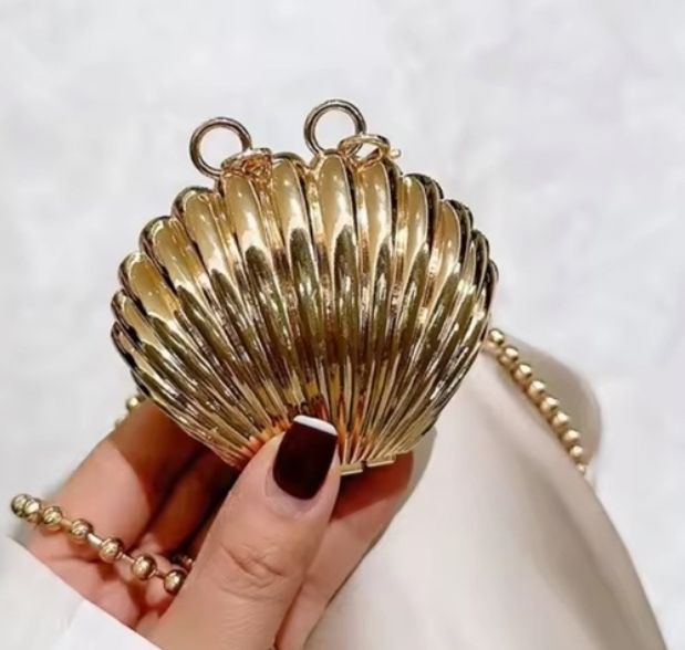 Mini Shell metal clutch Perfect| Mini Shell metal clutch | HARD Metal Silver Bag Unique| ​Metallic Shell Clutch| The Luminous Seashell Statement Clutch & Crossbody Bag ✨| Introducing the exquisite Shell Clutch Evening Bag, a fusion of elegance