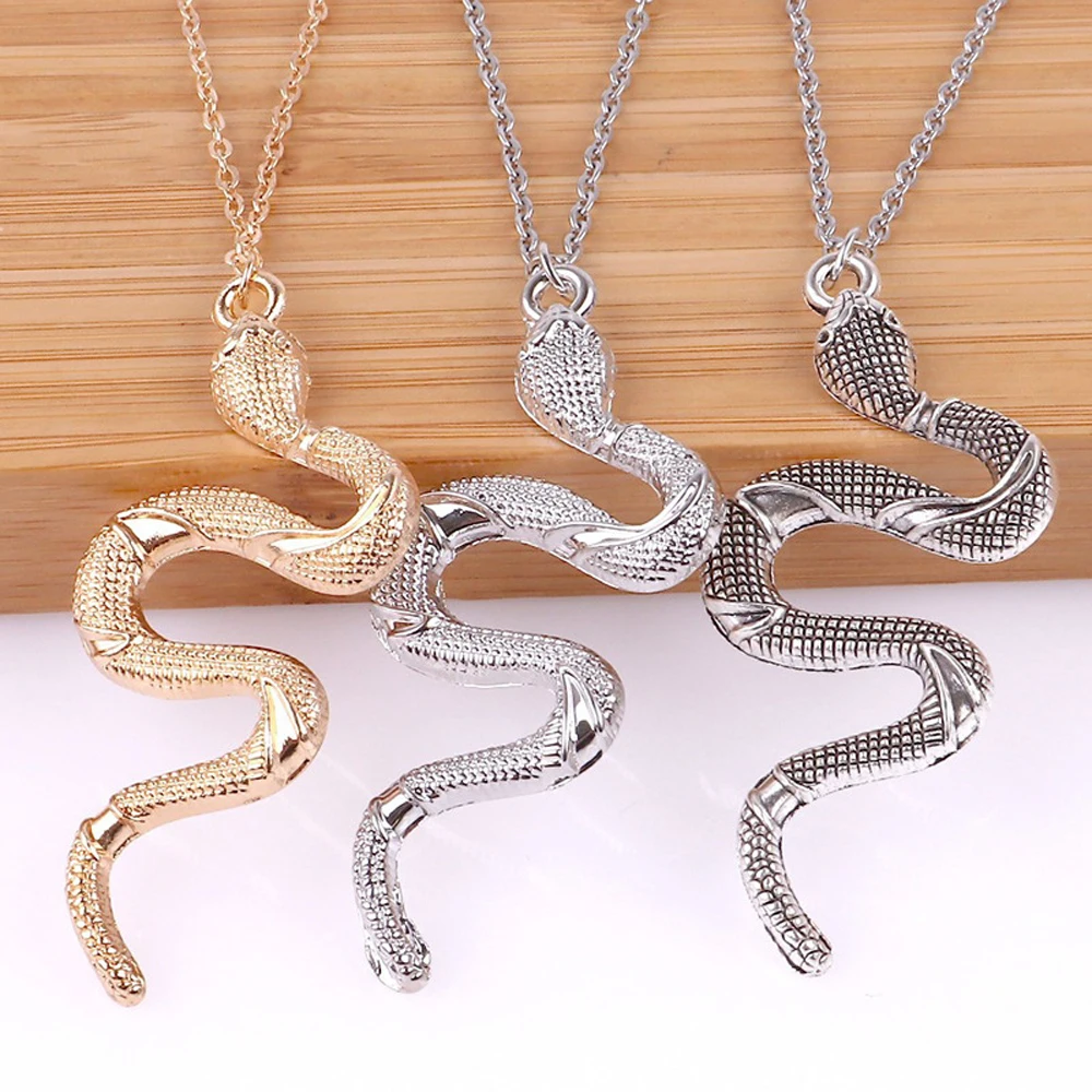 New Punk Snake Pendant Necklace Golden Silver Color for Men Women Neck Fashion Jewelry Statement Pouplar Accessory 