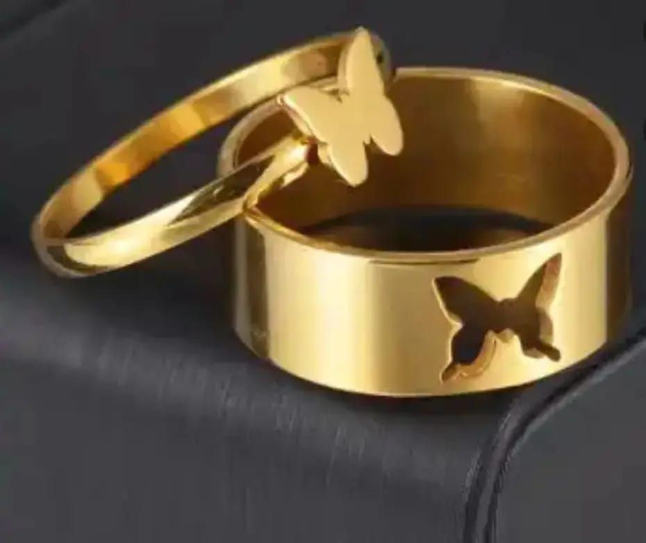 Trendy Heart shape rings for couples/girls