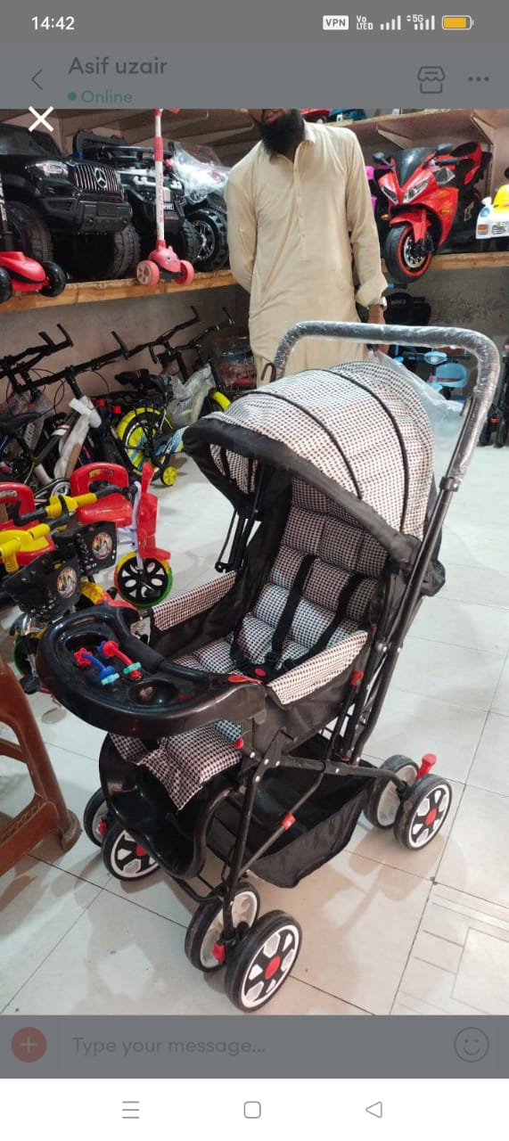 Deluxe Pram and Newborn Baby Stroller with Foldable Seat, the Ultimate Travel Companion for Discerning Parents