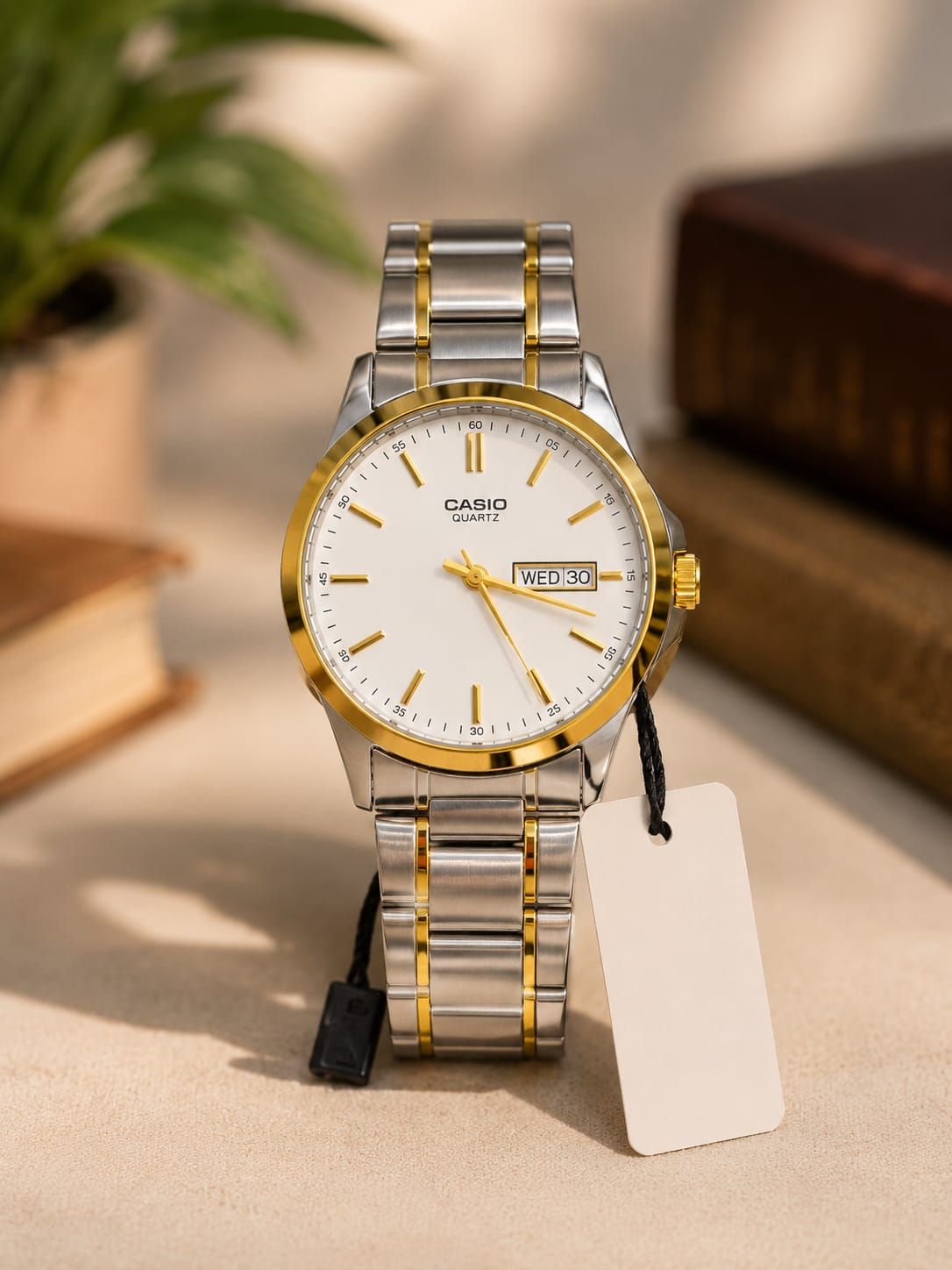 original  Casio watch full stillness steel watch and date din kae sath and Free box 🎁☑️ beautiful and sweet watch