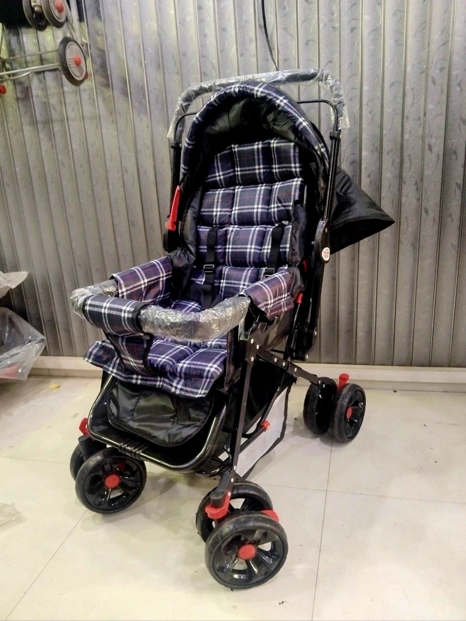 BIG SIZE BABY STROLLER
