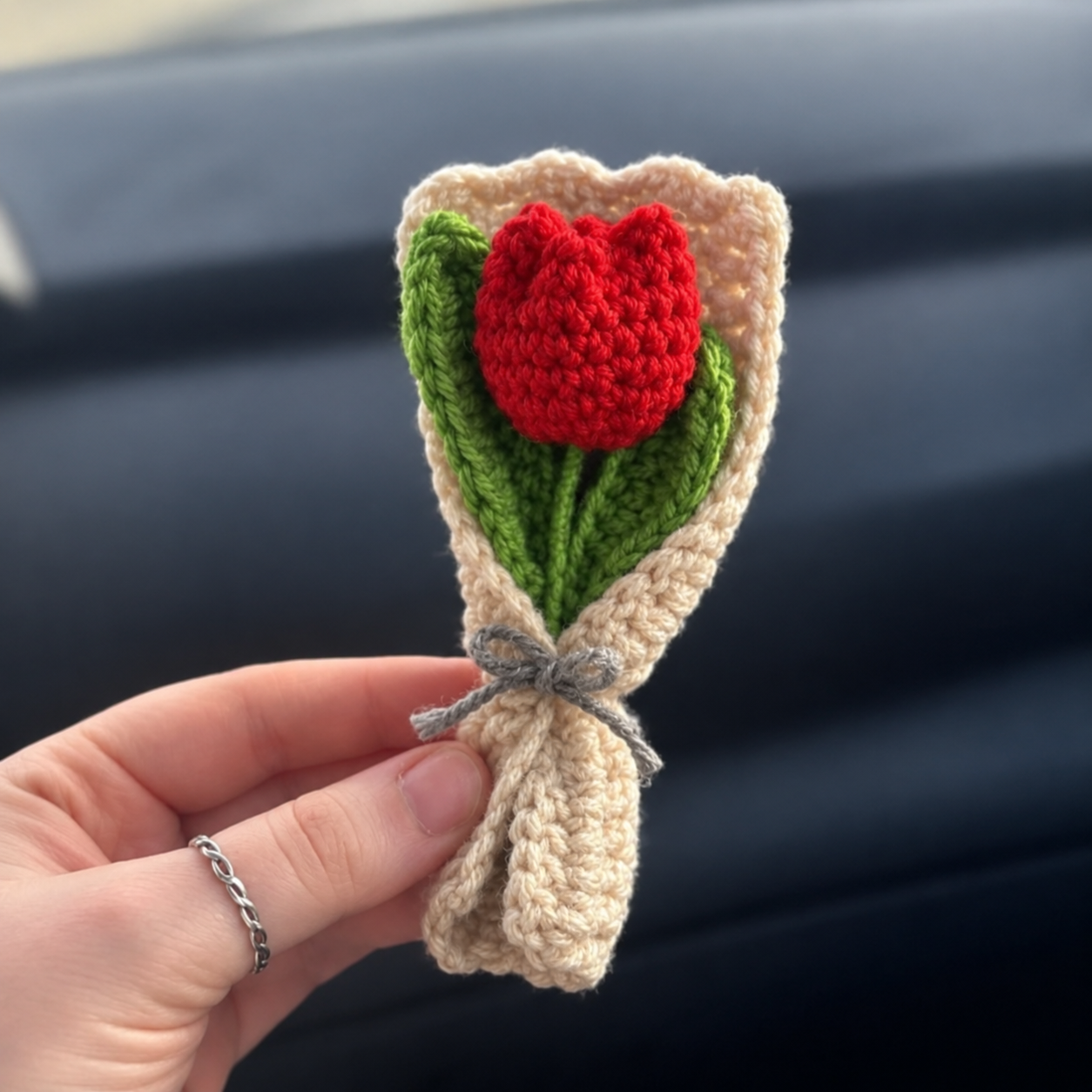 Handmade crochet flowers Keychain, Crochet Hatching Keychain, Amigurumi Chick Keyring, Cute Crochet Chick Bag Charm, Keychains
