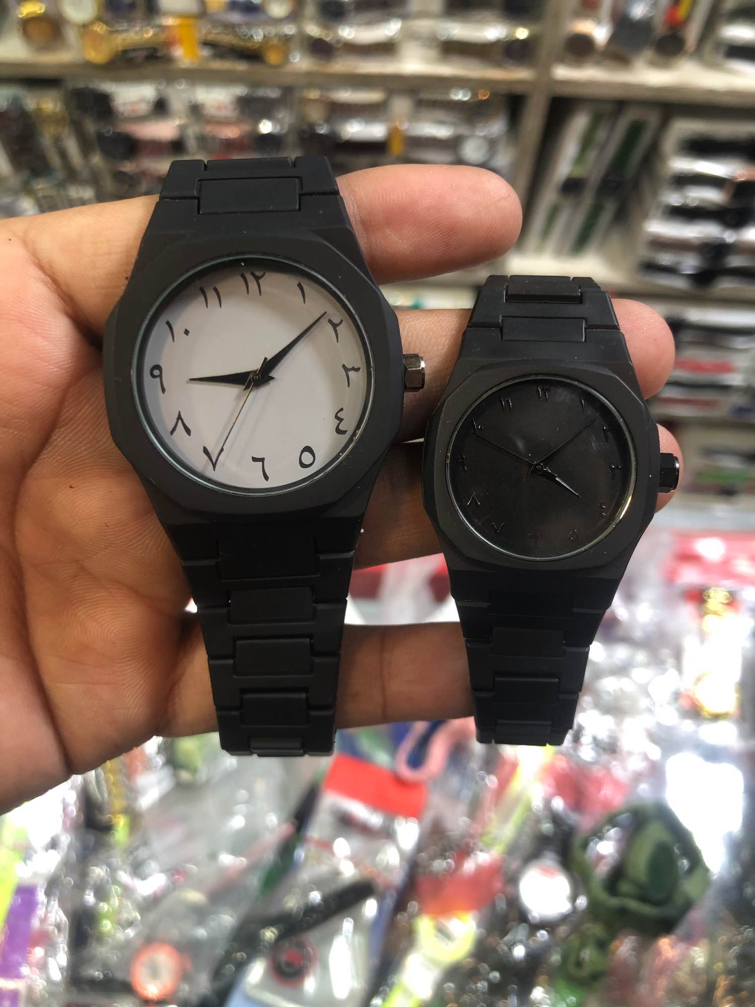 Watch for Men Rubber and Chain Strap Quartz Diver Watch Sports and Luxury Style Multiple Colors