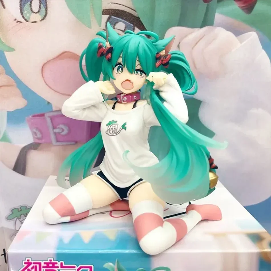Hot sale 11cm Desktop Cute Hatsune Miku Kwaii Style Anime Figure Toys PVC Model Collector Doll Birthday 