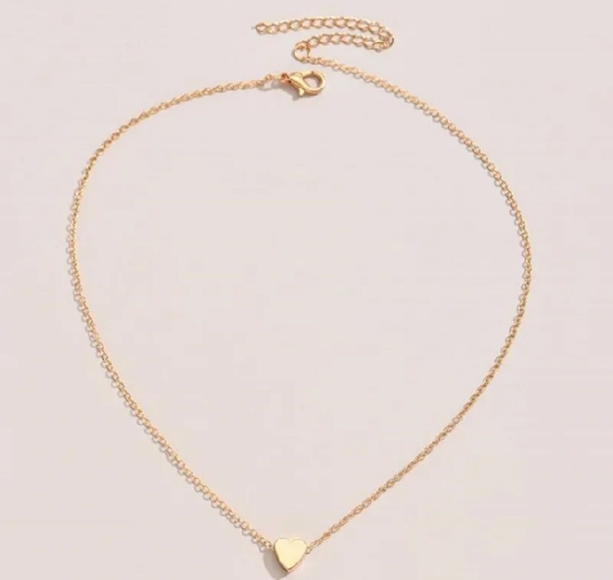 Minimalist Heart Shape Clavicle Necklace for Women – Elegant Gold Color Pendant Chain | Fashion Jewelry Gift for Girls