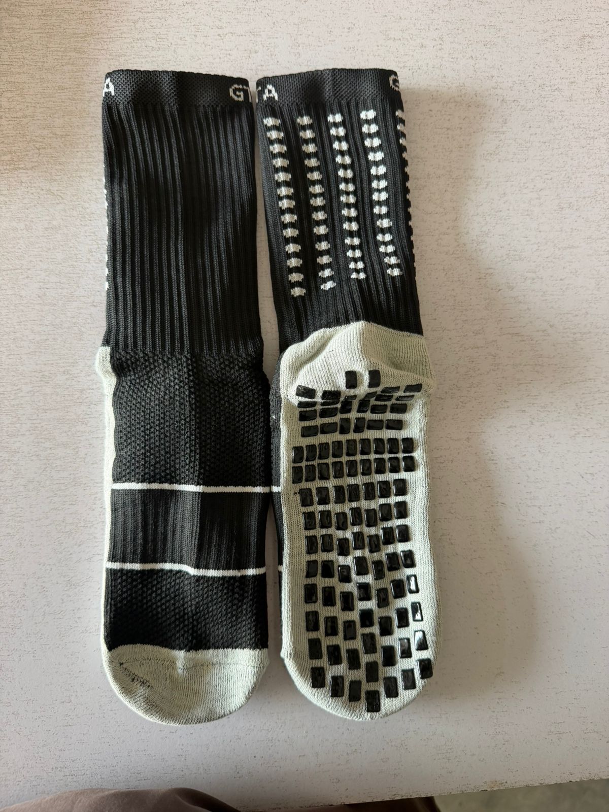 Gripped Sole socks for men