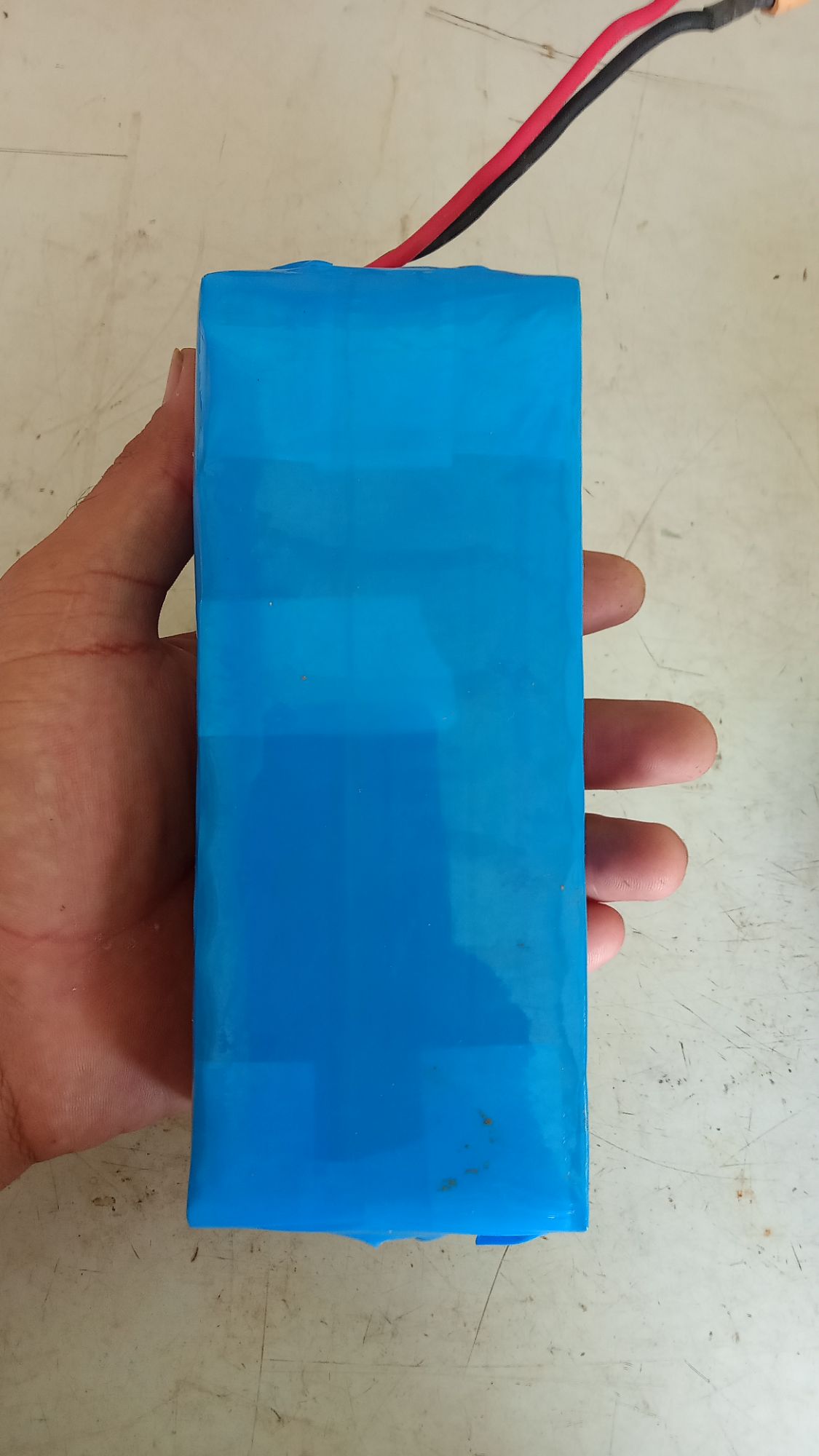 12v battery pack 20ah with 5a charger Daraz.pk