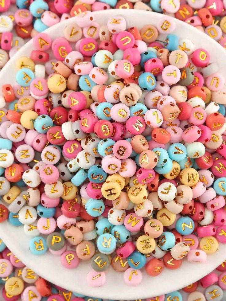 50-100Pcs Random Mixed Letter Acrylic Beads Flat Round Alphabet Charms Beads For Bracelet Necklace Jewelry Making KS