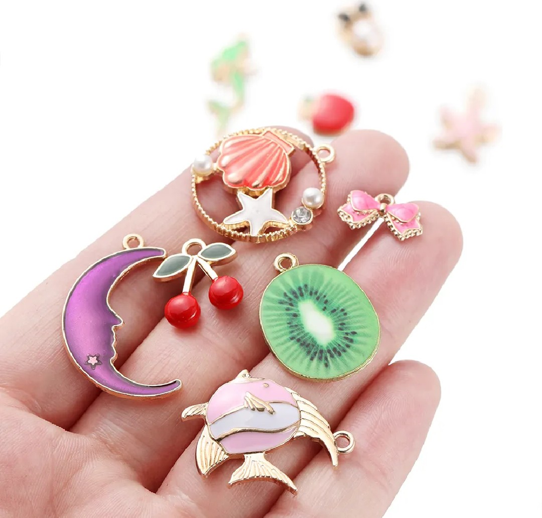 10Pcs Random Mix Alloy Drop Oil Charms Multicolor Animals Flower Pendant Beads For DIY Bracelets Earrings Making Women Jewelry Findings