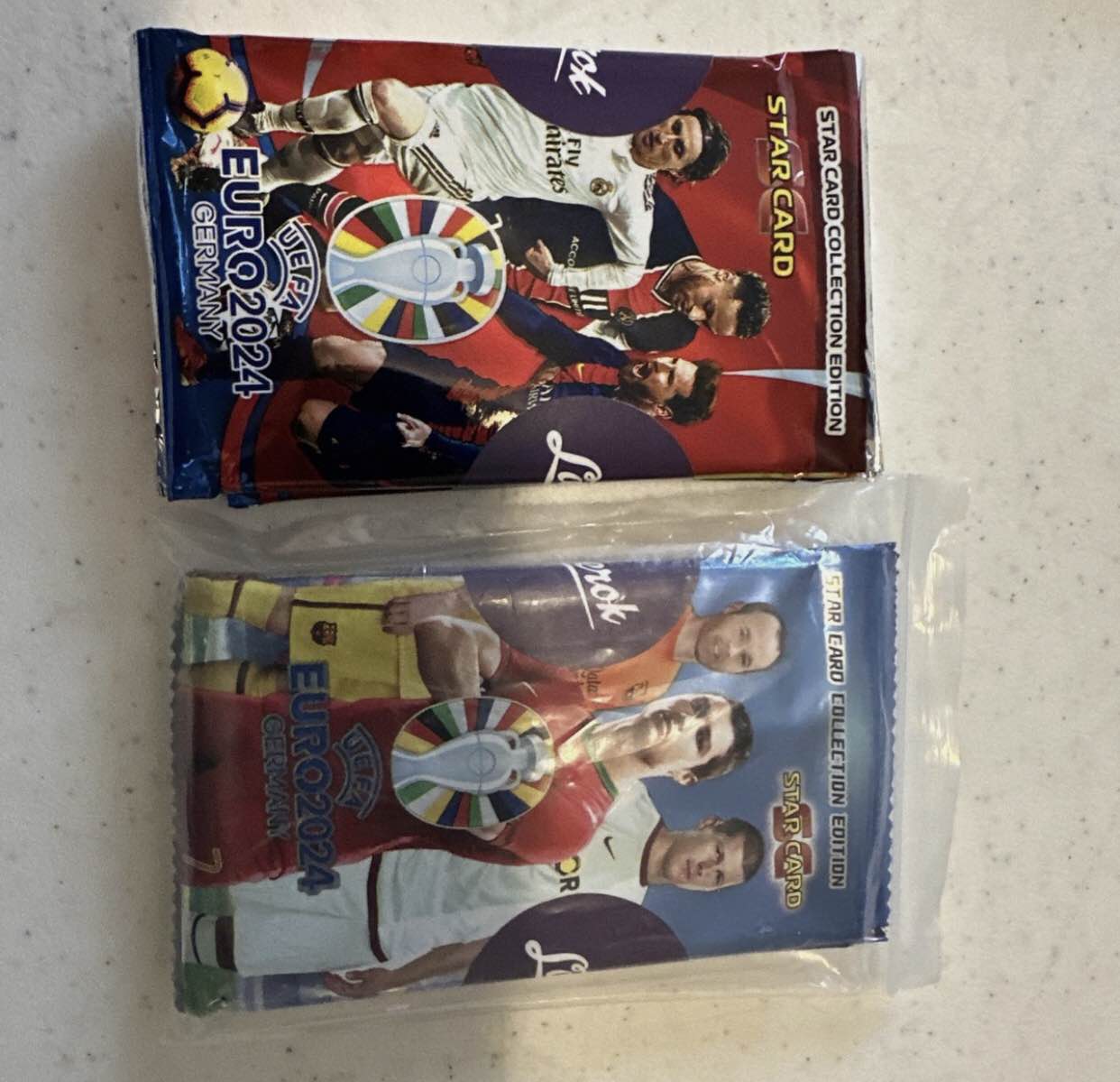 FOOTBALL CARDS