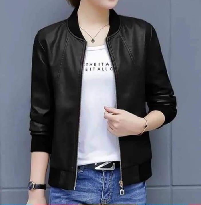 WINTER LADIES FASHIONABLE AND STYLISH LEATHER JACKET