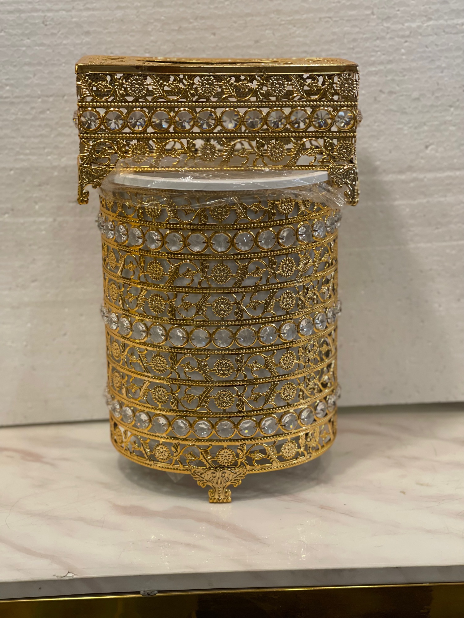 Crystal tissue box dustbin set | Daraz.pk