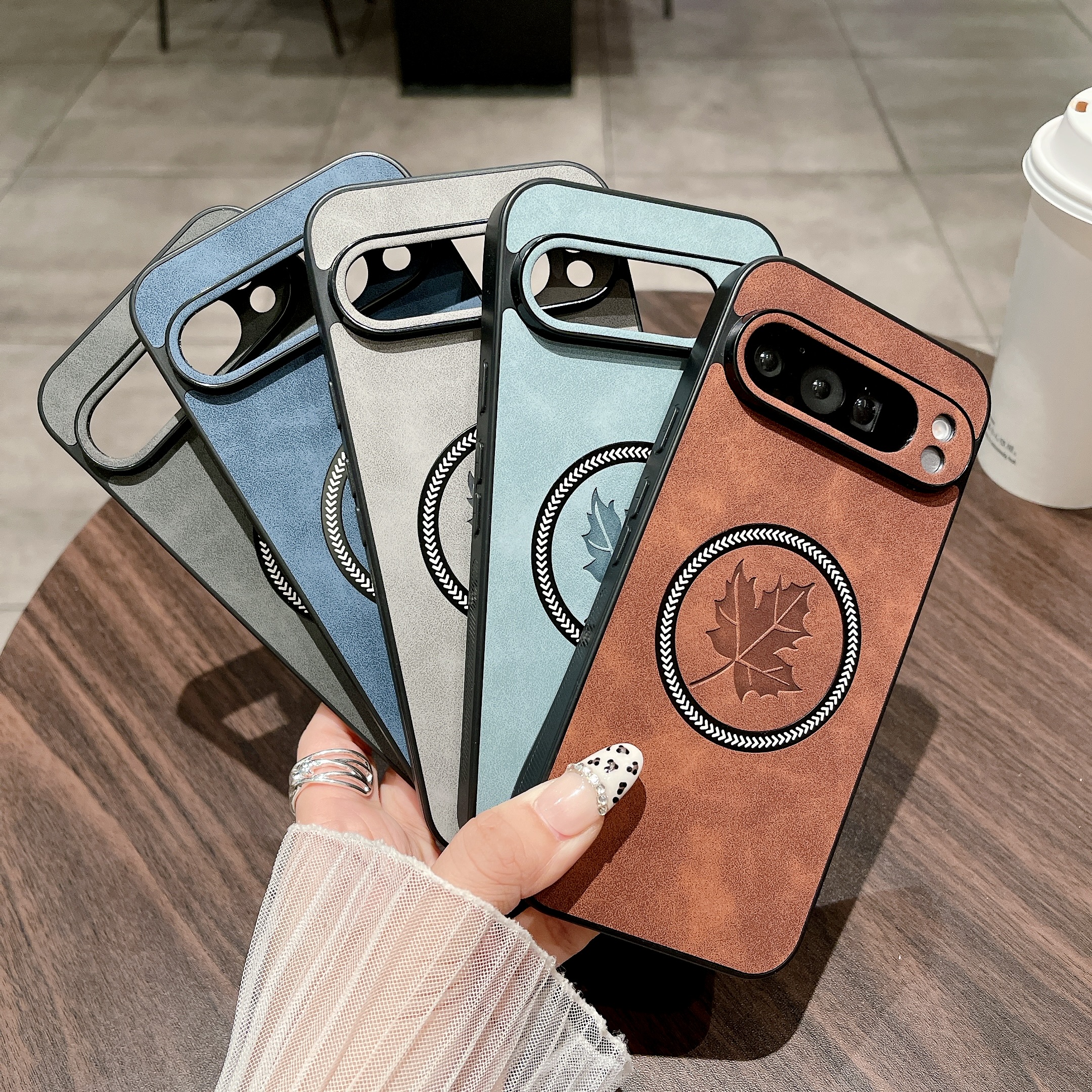 Luxury Leather Maple Leaf Phone Case for Google Pixel 7 7A 8 8A 9 9A 10 Pro XL For Magsafe Magnetic Wireless Charging Back Cover
