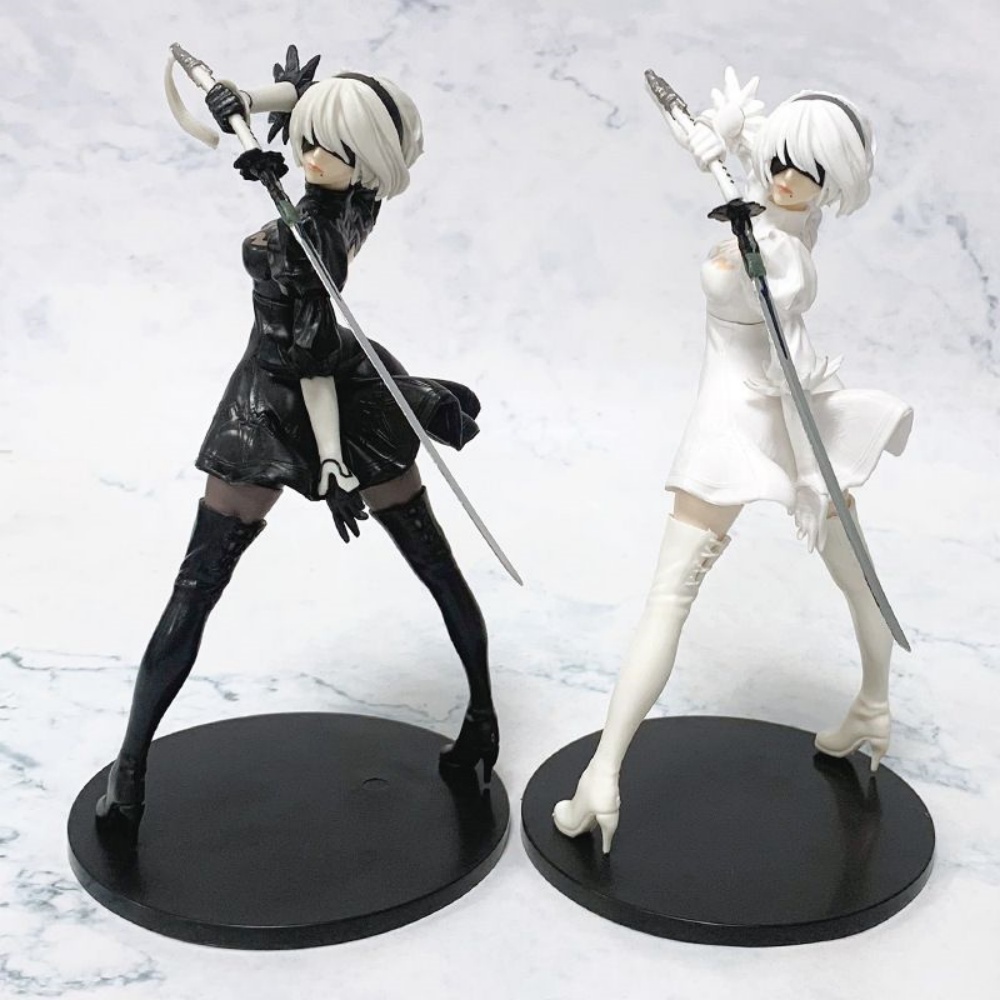 Hot 18CM Yorha 2B Black and White Series Anime Figure PVC Collectible Action Figures Model Doll Statuette 